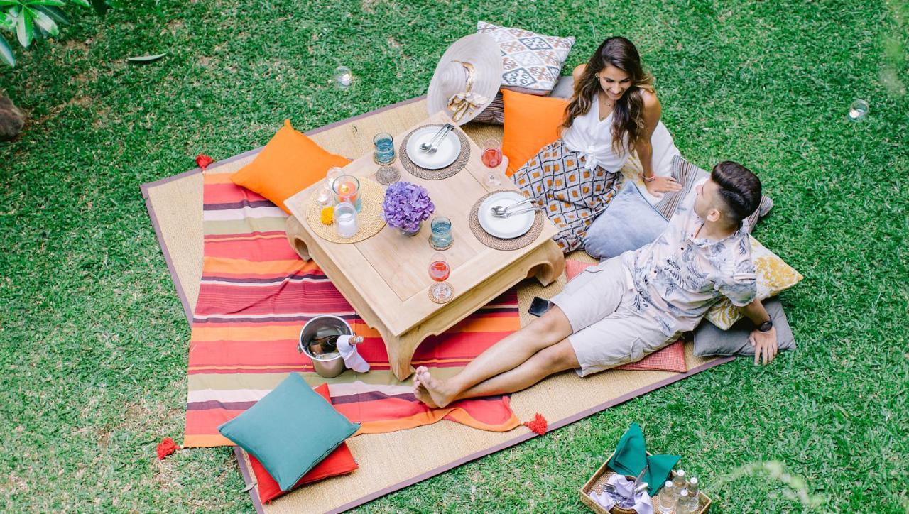 Tejaprana Resort & Spa Ubud Zewnętrze zdjęcie A picnic in the park